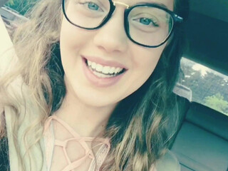 elenakoshkaxoxo Beautiful chick