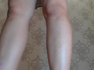 satoshi_lee leggy blonde pampers pussy with her fingers