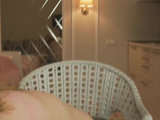 girl_u_never_met crazy babe sucking