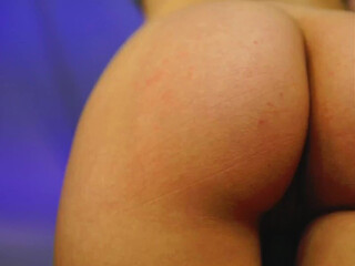 plump_bums luxurious slut masturbates shaved pussy