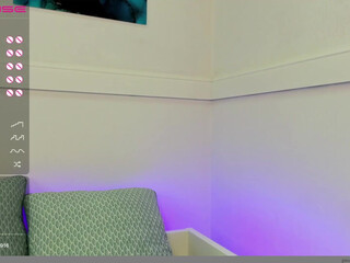 julymoore_ gorgeous big boobs