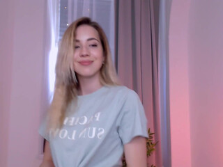 emmi_rosee Spectacular chick