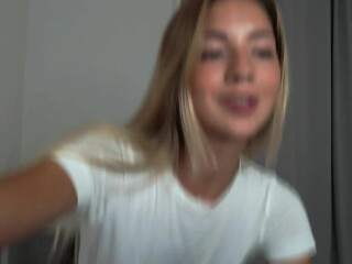 emmi_rosee the obstinate lady shows off the slutceous