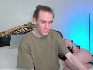 backpeople naughty bitch fucks pussy