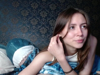 valents_cherry cum from vibrator