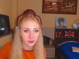 blone_babygirl redhead beauty