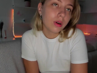 aggie_and_hanna Mischievous curva