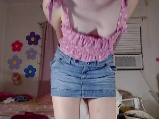 hello_strawberry69 mature skillful slut