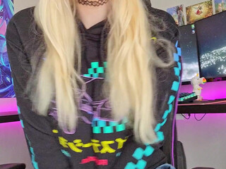 sarahsuniverse Young naughty girl