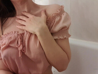 fap4me onlyfans the chick measures beautiful outfits.