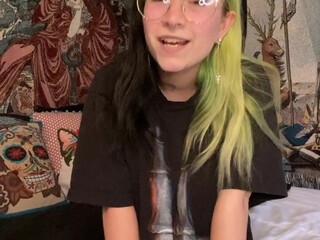 bigtittygothegg harley quinn fucks sex toys