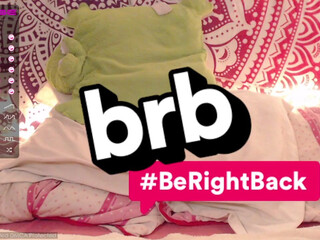 jinny_pk shy babe fucks her cunt with a sex toy