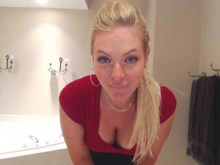 Missbehavin26 coquette shows shaved holes