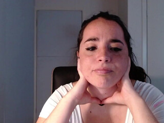 melaniebiche great figure