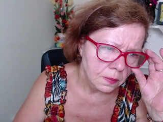 adelewildx naughty bitches gently masturbate shaved pussies