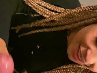 pocahontasoficial  weak on the front