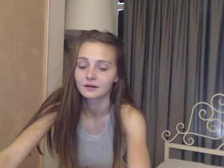 minny_mae Hot babe plays with big toys