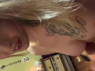 Fiona Hyacinth  Oily perfect body according to onlyfans