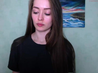 karen_blake housewalker reveals her delicious body