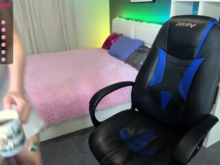 just_your_alison cute skin spotted the charms and began to dress