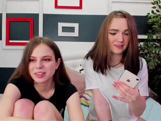 sophie__white nude rune opened her pussy