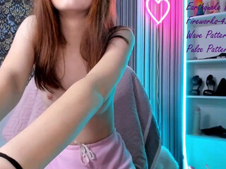 Kimi_Cake takes off her panties