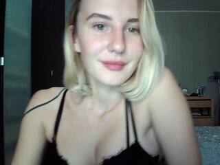 shining_beam watch dildo petting with sexy oiled ass