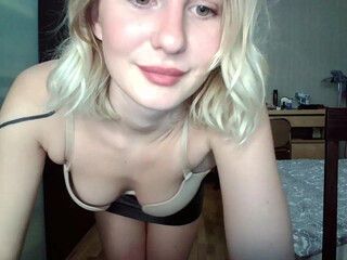 shining_beam live cam performance for naked whore