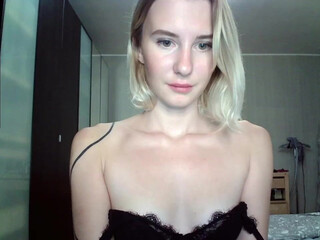 shining_beam adult cam show with a very wet girlfriend 2022 webcam