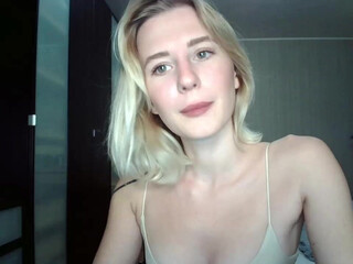 shining_beam penetration of toys in the narrow hole in hd