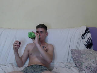 shava_ tasty slut fucks herself with dildos