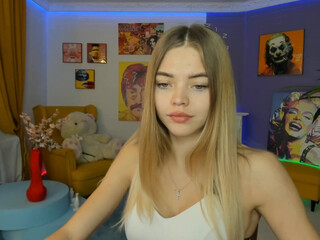 rina_mayers oral  chat with  dildo toy