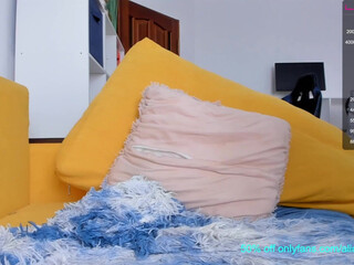 _timeless_paradox pretty chick fucks pussy with phallus