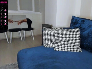 givemeemoree american student rubbing  in public show2022 webcam