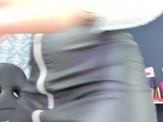 lina_macallan thin model is played in panties