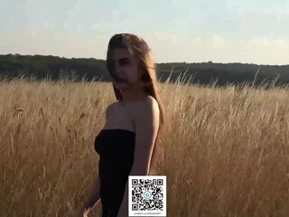 kira0541 wonderful redhead sexy poses for the camera