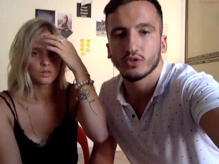 itshimwatchout two young american webcam kitty