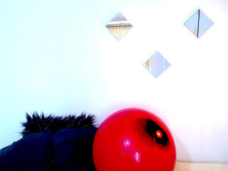 dani_cat busty bitch jerks pussy with phallus