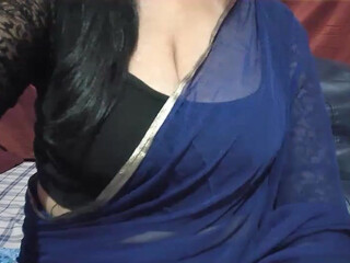 mushkan12345 naked petite whore shows pussy