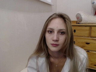 mmmilady throat action and sex with petite beauty