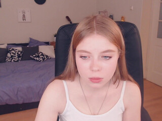 evaa_ocean magnificent queen jumping on sex toy
