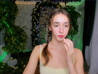 megan_rou shows five incredible orgasms