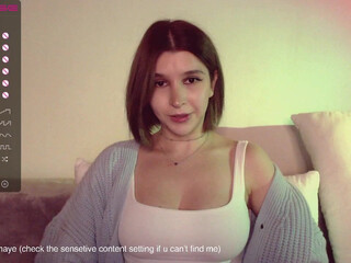 maye_maye blonde plays with sex toy