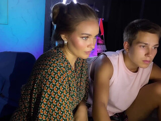 malbontess gorgeous females