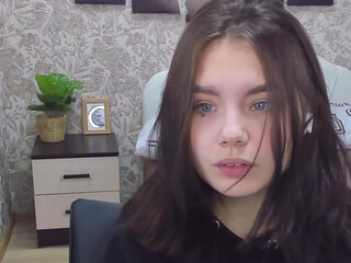 alina_sky best mfc petite cam show 2022 webcam