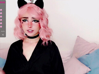 lizzyhoney_ incendiary lady relishly masturbates both holes