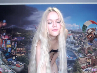 lily_holy  private  with toys don't get bored
