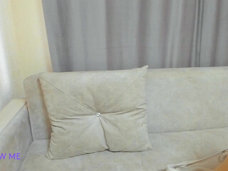 kin_misyki cheeky beauty