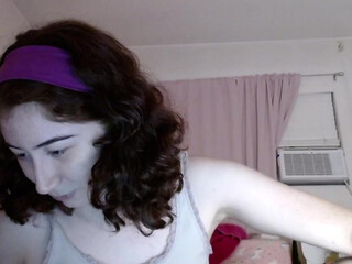 hello_strawberry69 cute female fucking herself with phallus