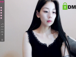 aiyami creamy pussy olyfans sex show online